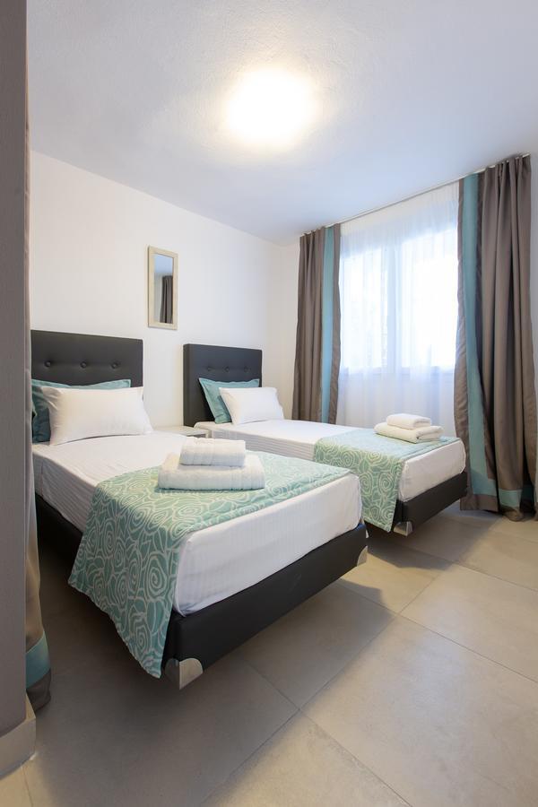 Saint Lucas Suites Nea Poteidaia Exterior photo