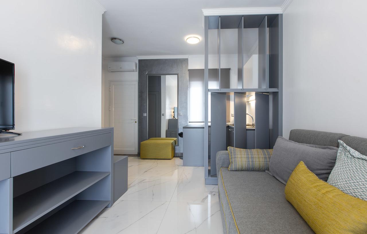 Saint Lucas Suites Nea Poteidaia Exterior photo